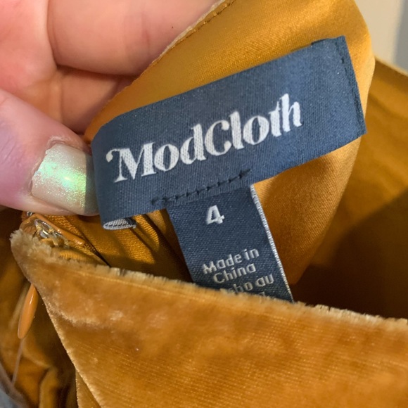 NWT Velvet ModCloth Dress - Picture 3 of 3